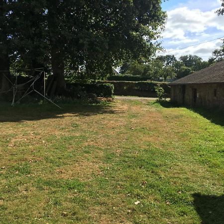 La Roulotte Chainoux Bains-sur-Oust Eksteriør billede